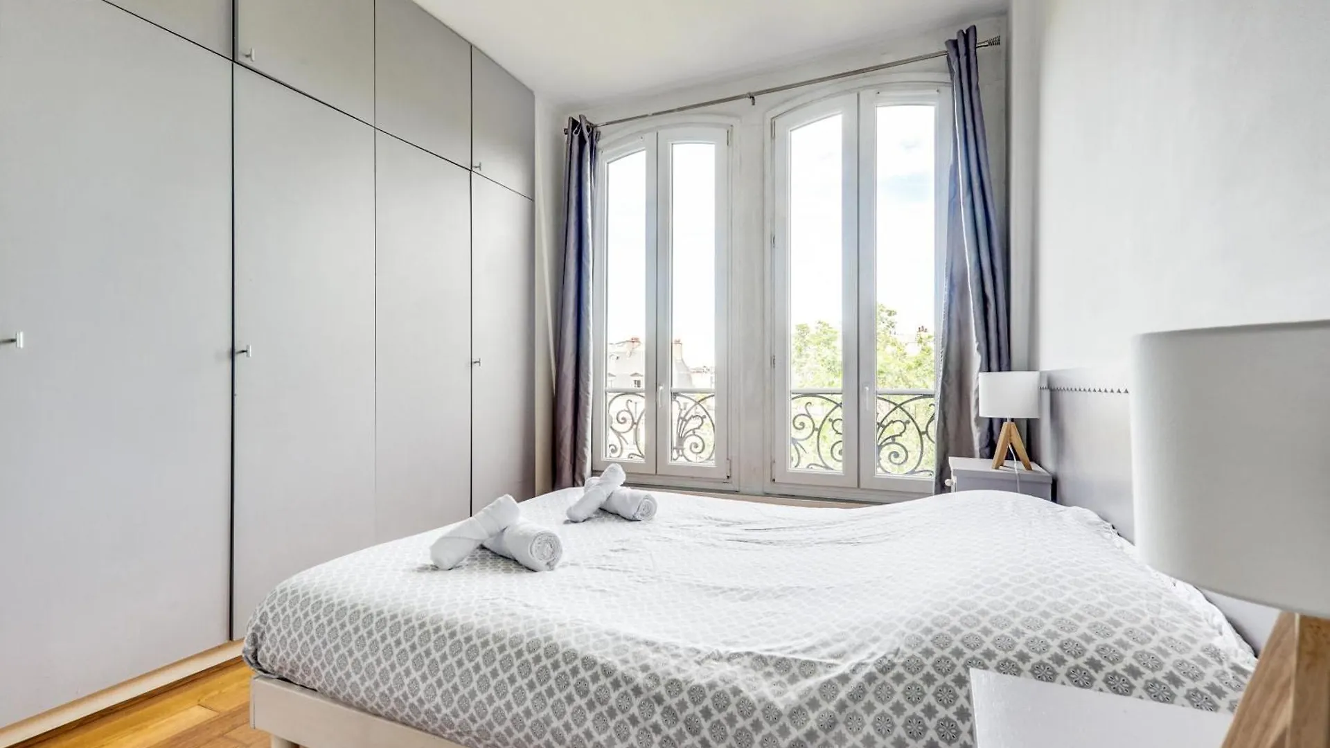 Elegant Appartement Quartier Paisible パリ 0*,