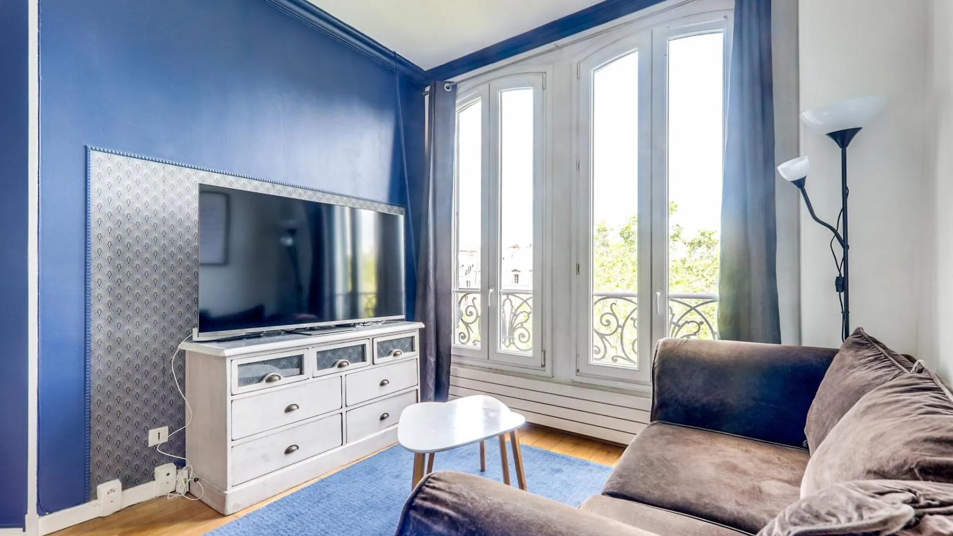 Elegant Appartement Quartier Paisible パリ